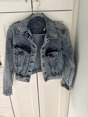 Alice and Olivia Chloe Cropped Denim Jacket sz S/P